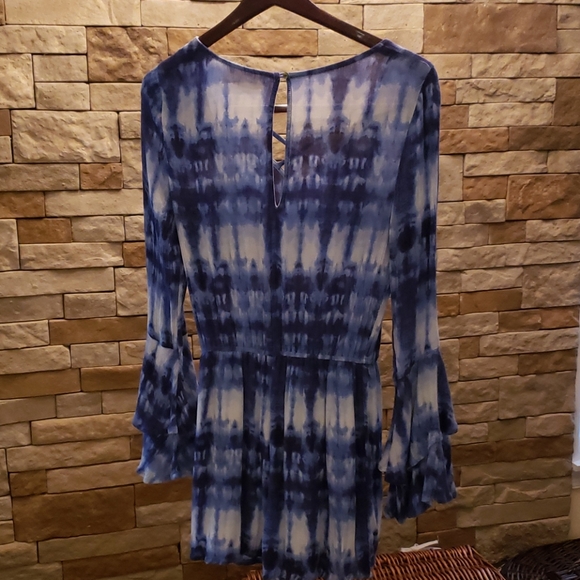 Jumpsuit shorts with peasants sleeves - Picture 3 of 11